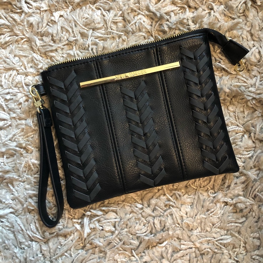 Steve madden wristlet